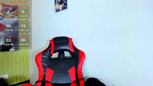 dolly_boob