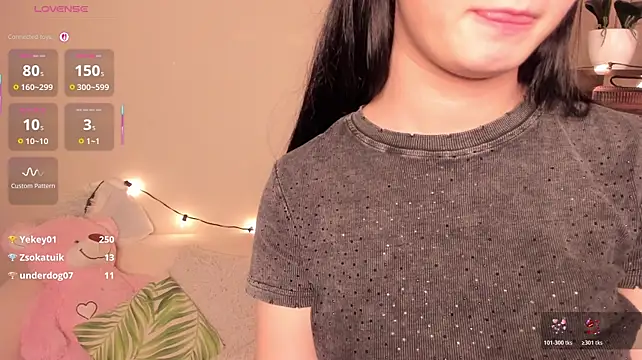 Hot_i__Love live cam on StripChat
