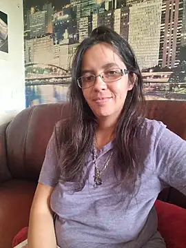 rposhta1991 live cam on StripChat