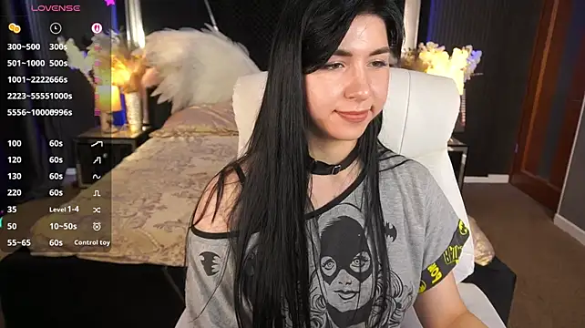 EmilyCandyy live cam on StripChat