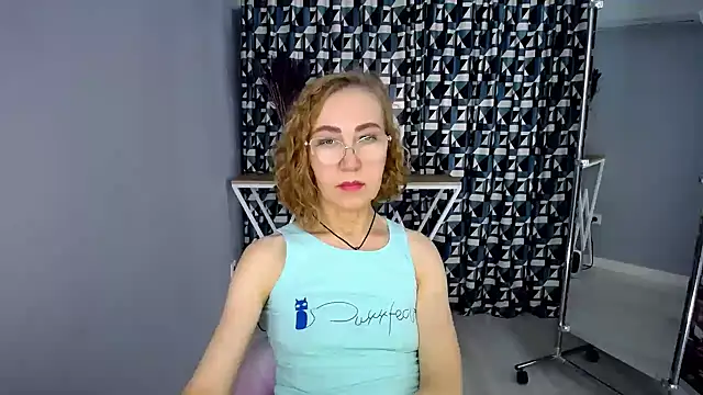 queen_a_n_i