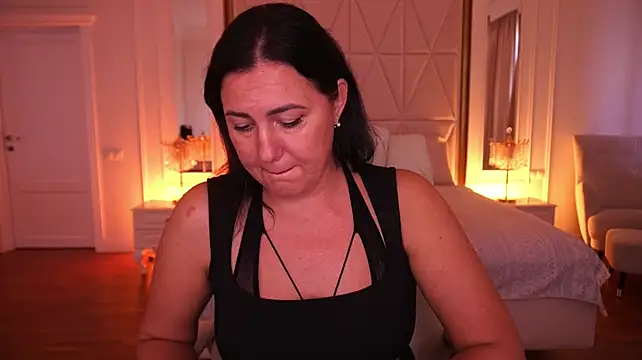 VelvetLuck webcam