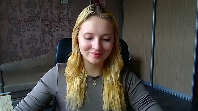 Milka_kiss_ webcam