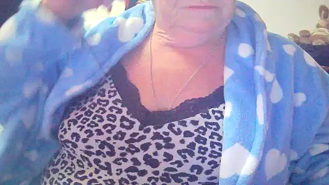 Playful_MILF_Demi webcam