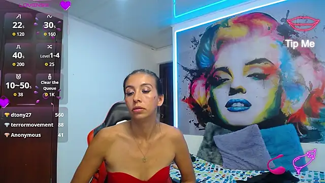 sandra_petite19 webcam