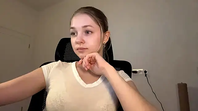 EveryoneEve webcam