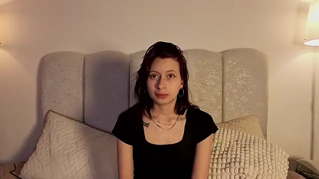 Katt_Moonn webcam