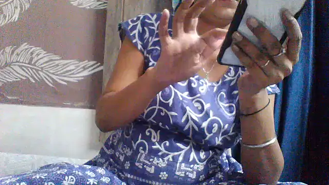 shalini_fire webcam