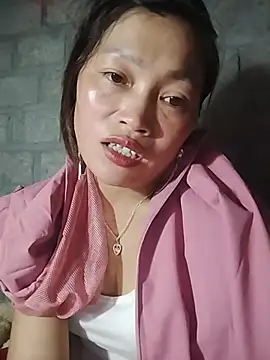 Buong-binh live cam on StripChat