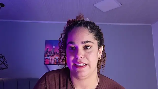 ninna_curly webcam