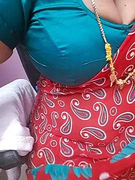 Tamil_Ammani webcam