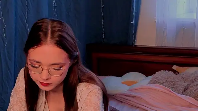 MaribelAntwi webcam
