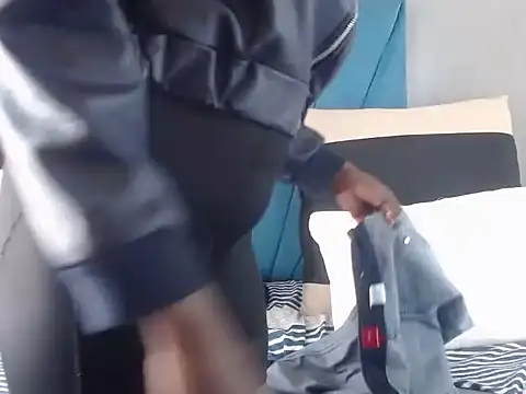 Black_Sluty_xXx webcam