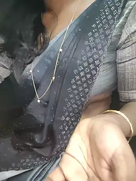 Tamilmallu-duskygirl03 webcam