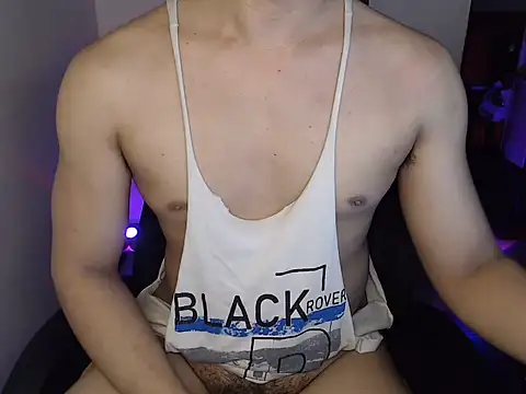 hot_muscle69 (M young) - MAKE THIS MUSCLE GUY CUM MASSIVE!!