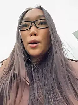 trytomakememoam webcam