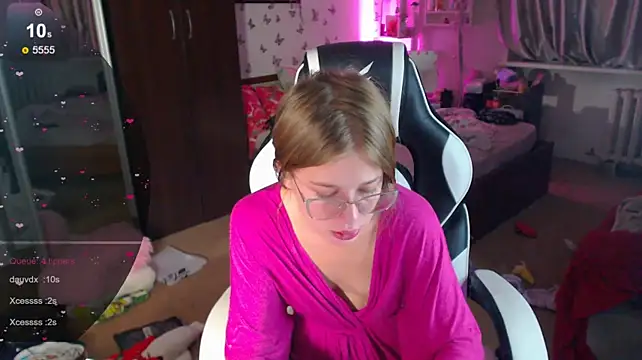 Kira_honeyy webcam