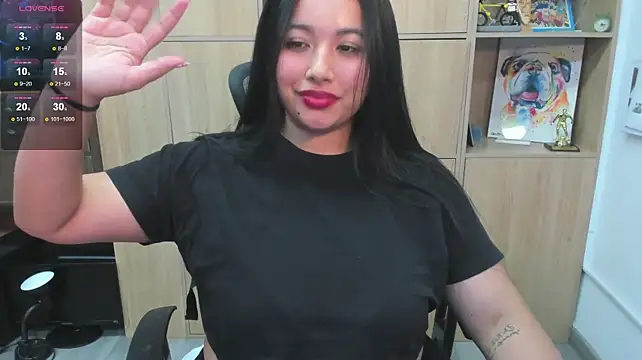 Hinata_98 live cam on StripChat