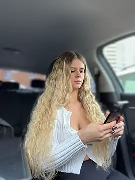 Love_Bri 🏁 online nude webcam