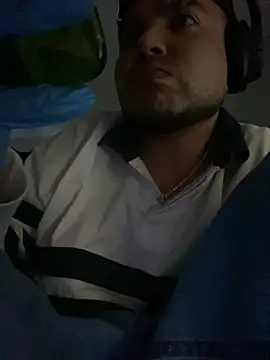 GusanoDelicioso webcam