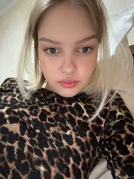AshleyMur webcam