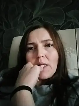 SweetyMommy77 webcam