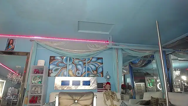 ADRIANNA_FOX webcam