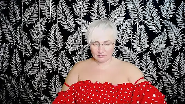 Olivia_playful webcam