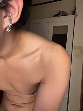 Plaxxxtique live sex cam