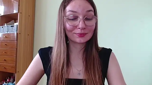 LooveELLYx webcam