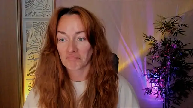RebeccaMartinez webcam