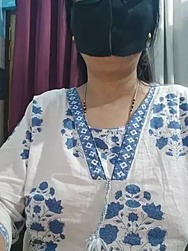 Aishwaryaa_69 webcam