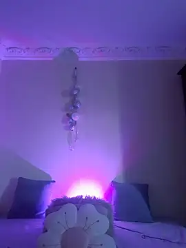 LunaBlaise webcam
