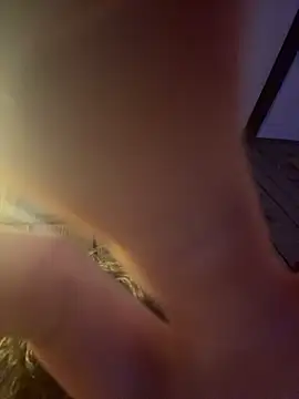 Teddy4420 live cam on StripChat