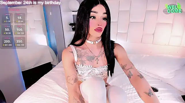 Modella: ExoticlanaDoll