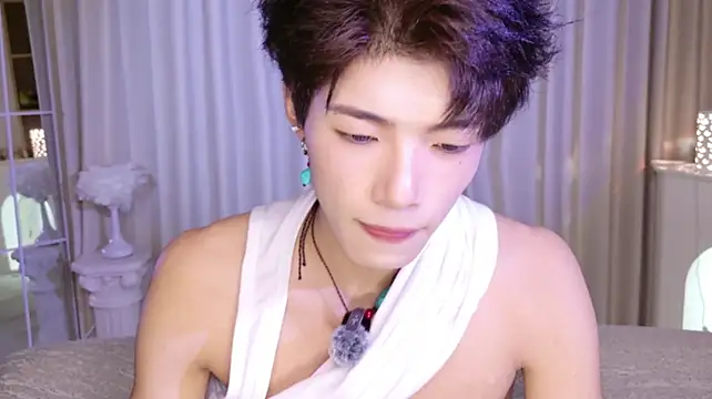 renzeng (M twink) - #asian #bisexuals #brunettes #cam2cam #chinese #cosplay #dirty-talk #erotic-dance #hd #luxurious-privates #new #office #role-play #sexting #skinny #twerk #twinks