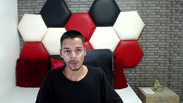Thristan05 live cam preview
