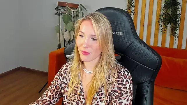 ElaraVoltage