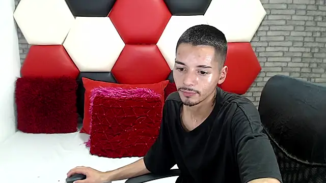 Thristan05 webcam