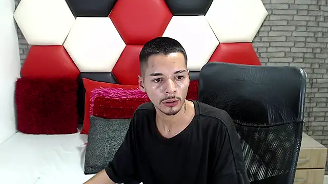 Thristan05 webcam