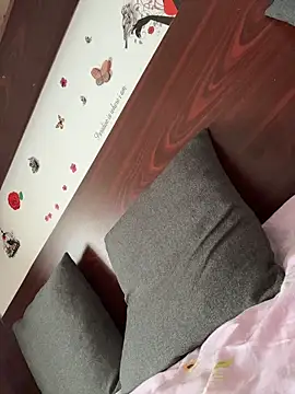 Hotmomcheckk_ webcam