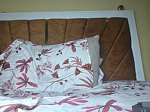 kisserhotter webcam