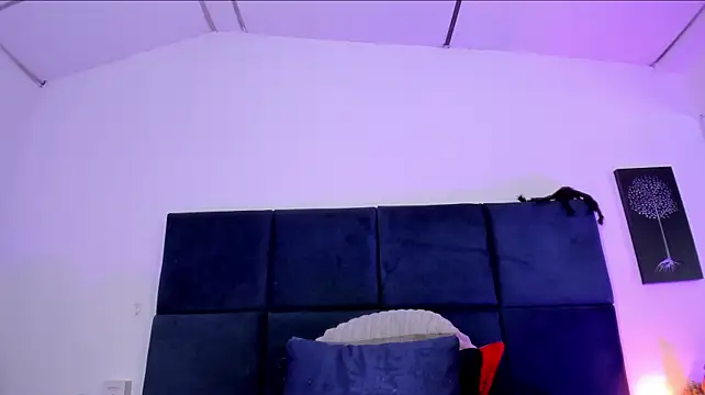 april_jones05 webcam