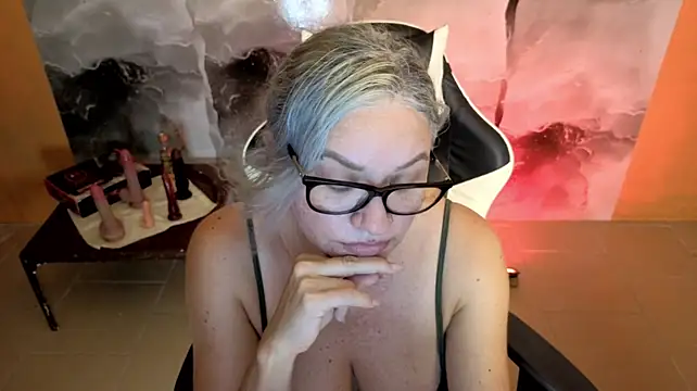 MarianL0ve webcam