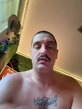 Poundedcajunguy93's cam show statistics and live stream