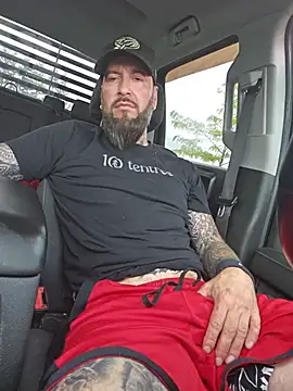 beardedtattood (Ask my age) - 😈get daddys cock hard😈