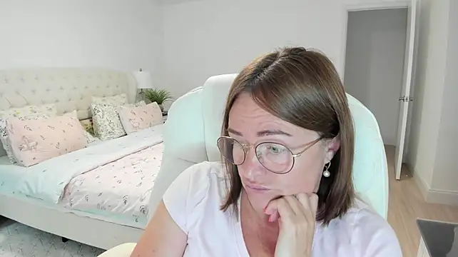 Vika73 webcam