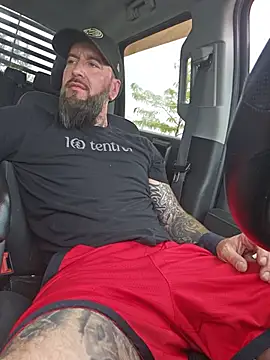 Beardedtattood webcam