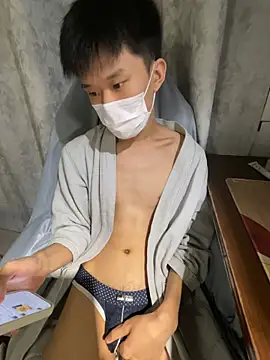 Zhang_yiovo