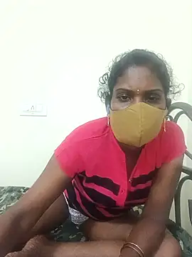 tamil__honey live cam on StripChat